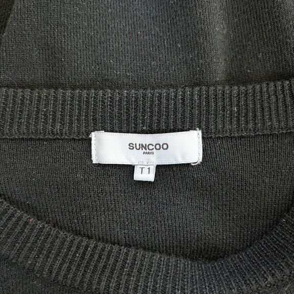 Suncoo | Women's Black Sweater with Shoulder Buttons - Picture 8 of 10